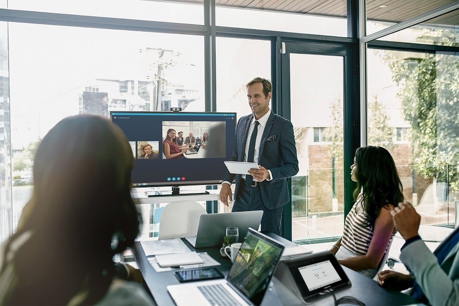 what-components-make-for-a-strong-video-conferencing-system